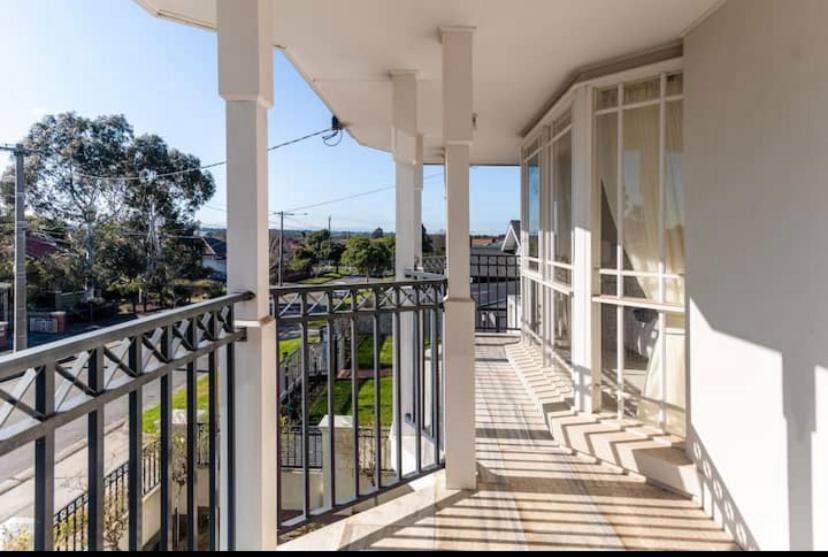 Cosy Private Room Easy Access To City & Airport Melbourne Eksteriør bilde